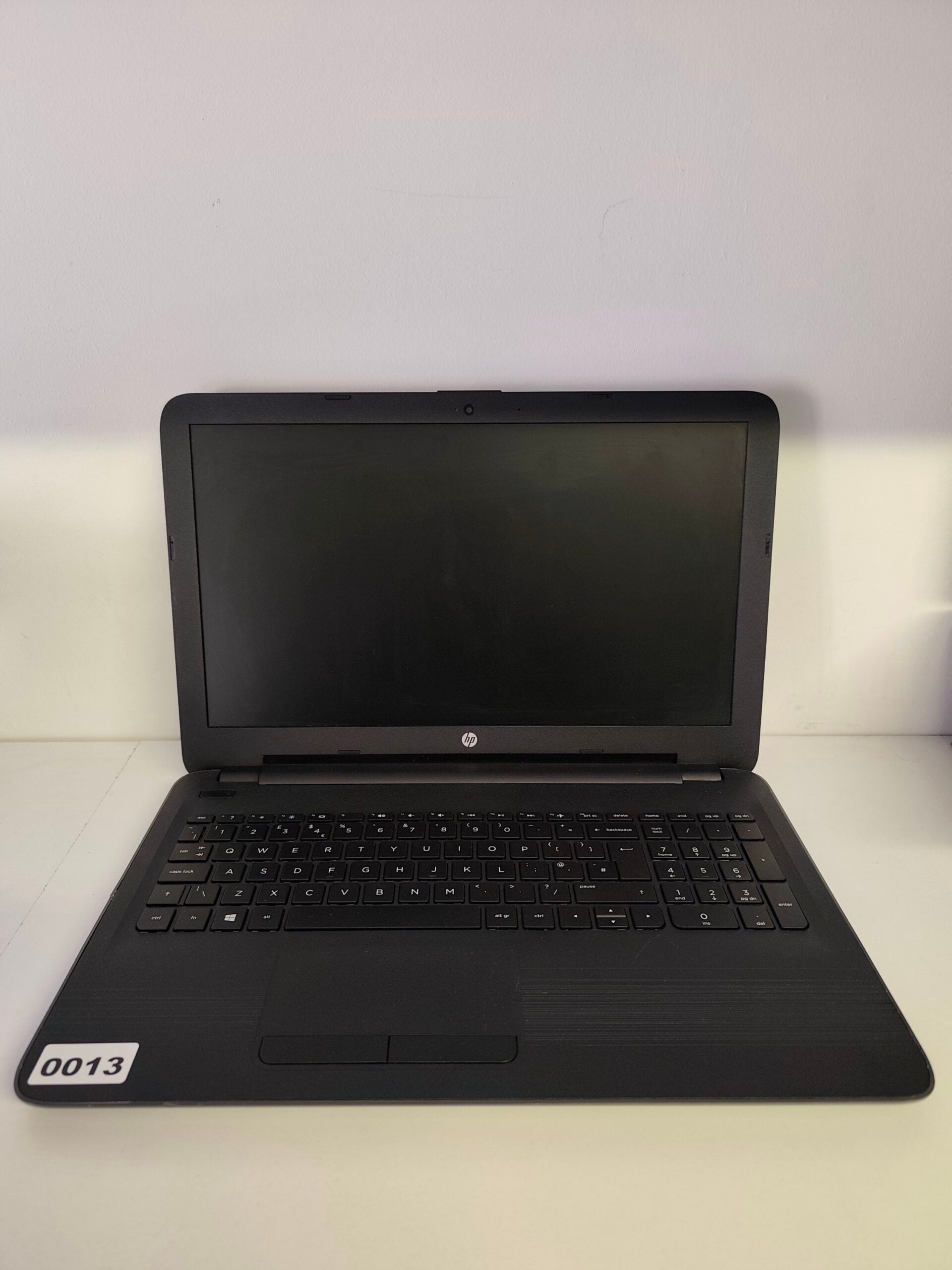 HP 250 G5 – 15,6” / i3-5005U / 4GB RAM / 180GB SSD / Μπαταρία 100%